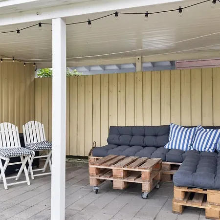 Lenya - 60m From The Sea By Interhome *